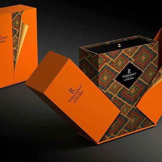 Maximizing Brand Visibility Through Luxury Clothing Packaging