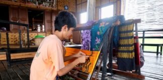 Why Are Lotus Silk Scarfs very expensive