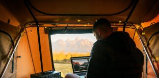 How 12v Solar-Powered Portable Power Station Can Help In Outdoor Activities?